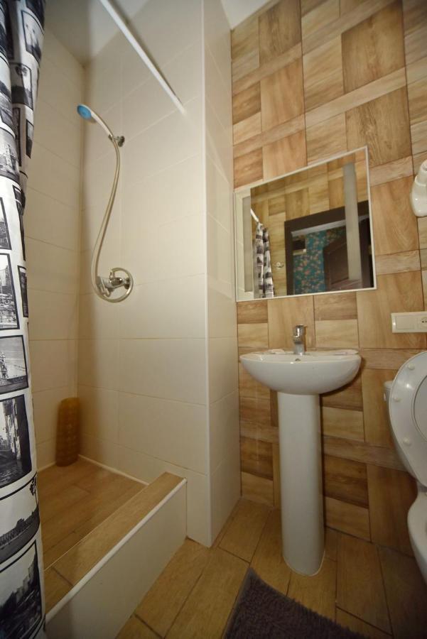 Malon Apartments Kharkiv Exterior photo