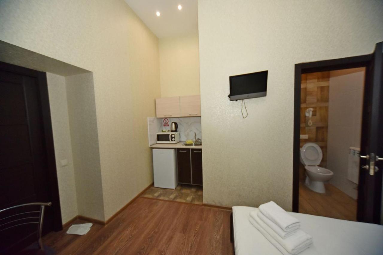 Malon Apartments Kharkiv Exterior photo